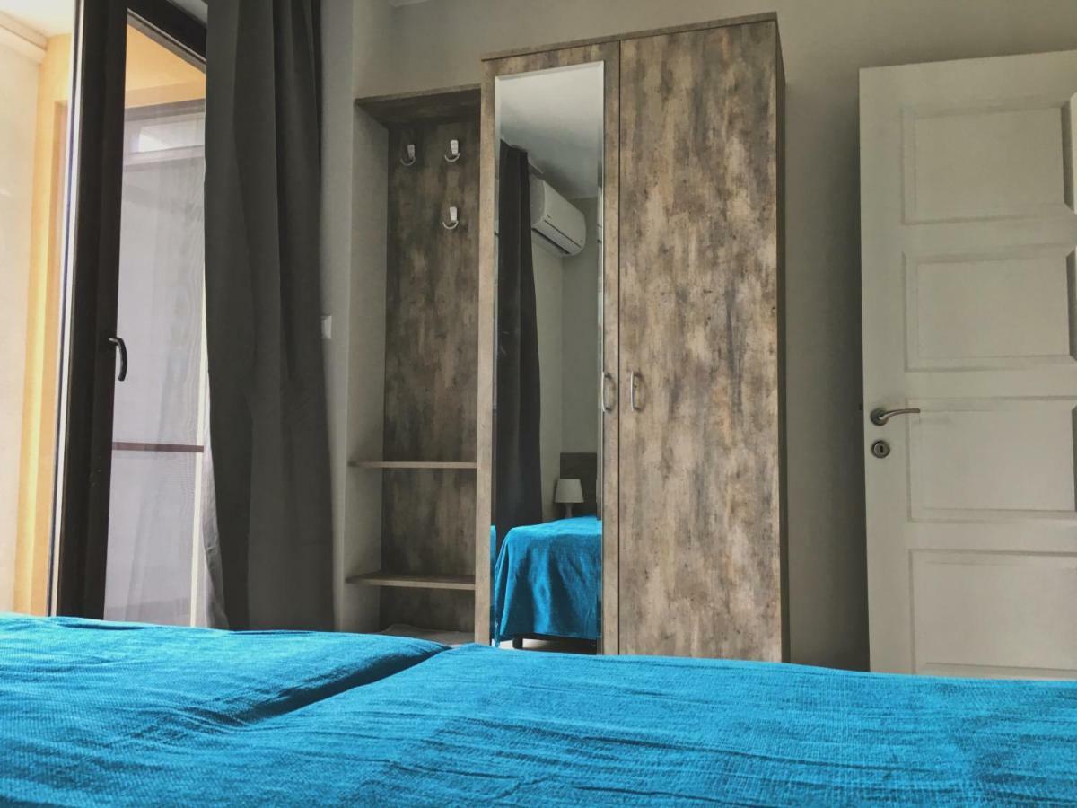 Azzurro Apartment - Ideal For Your Seaside Escape In ブルガス エクステリア 写真