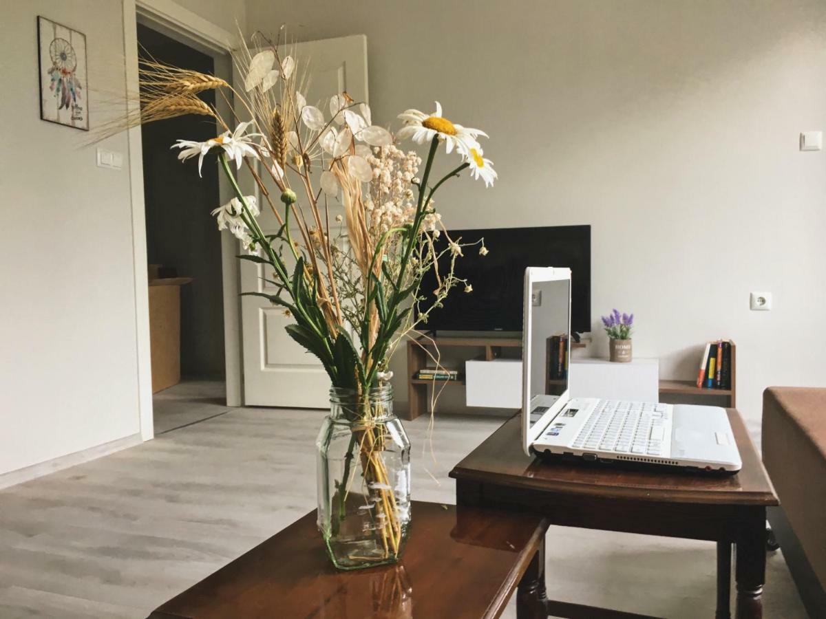 Azzurro Apartment - Ideal For Your Seaside Escape In ブルガス エクステリア 写真